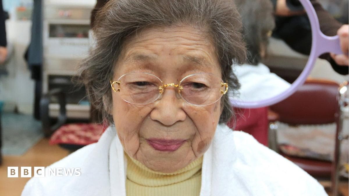 जपानमध्ये 100 वर्षे किंवा त्याहून अधिक वयाचे 100,000 हून अधिक लोक आहेत